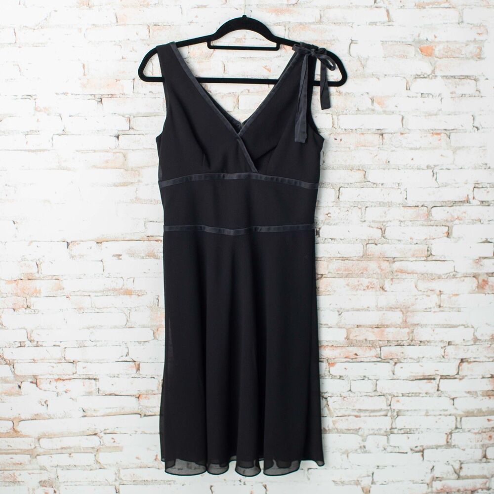 Donna Morgan Black Silk Dress Size 4 V Neck Bow Shoulder Cocktail Midi